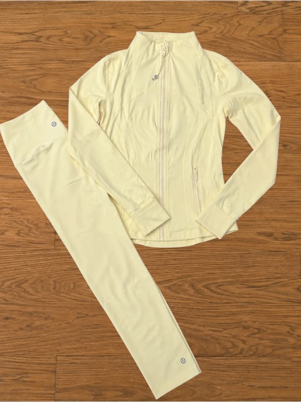 Lulu Define Buttercream Jacket & Leggings Set Sizes 4,6,8